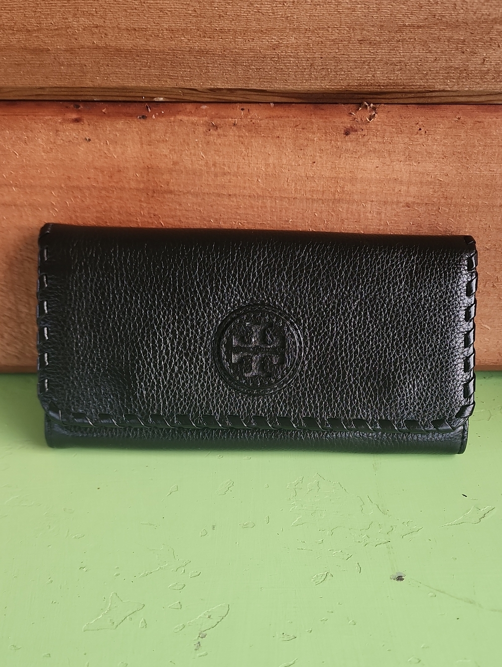 Tory Burch Marion Black Pebbled Leather Whipstitch Continental Wallet EUC